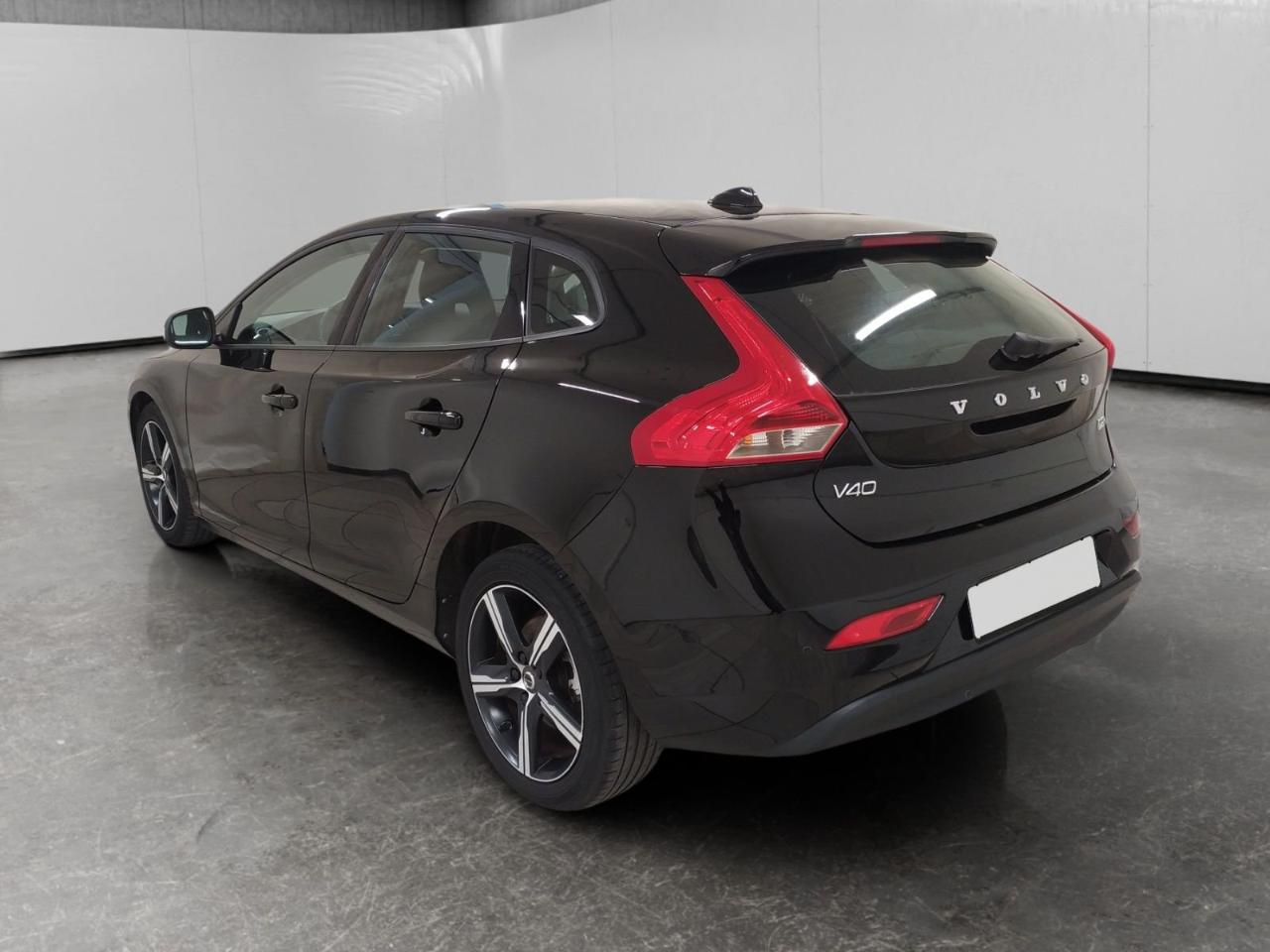 Volvo Volvo V40 usata 19