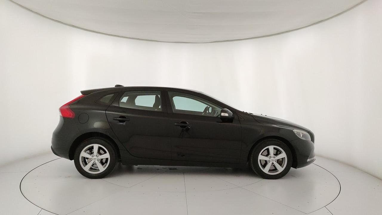 Volvo Volvo V40 usata 24