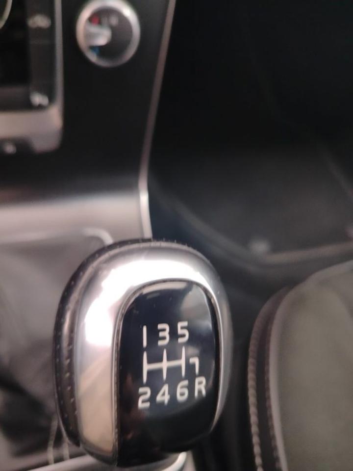 Volvo Volvo V40 usata 15