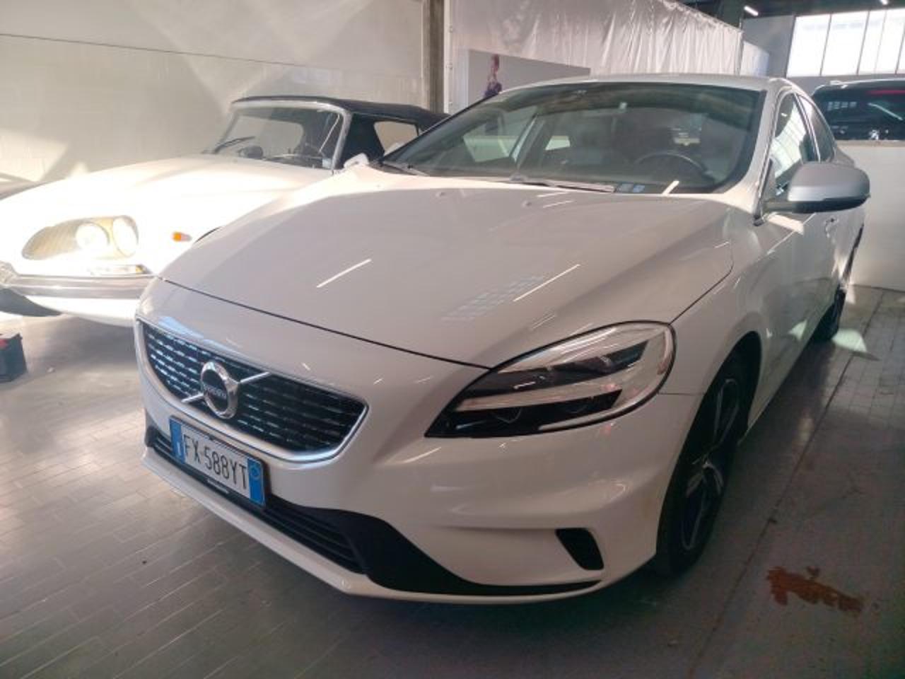 Volvo Volvo V40 usata 18