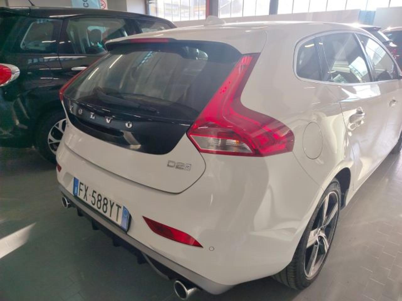 Volvo Volvo V40 usata 22