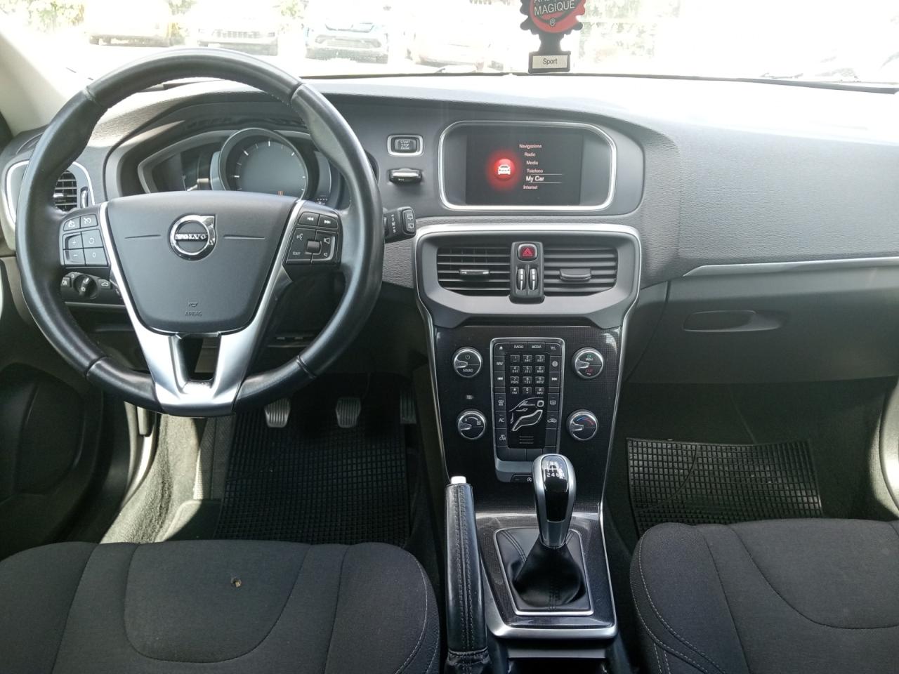Volvo Volvo V40 usata 3