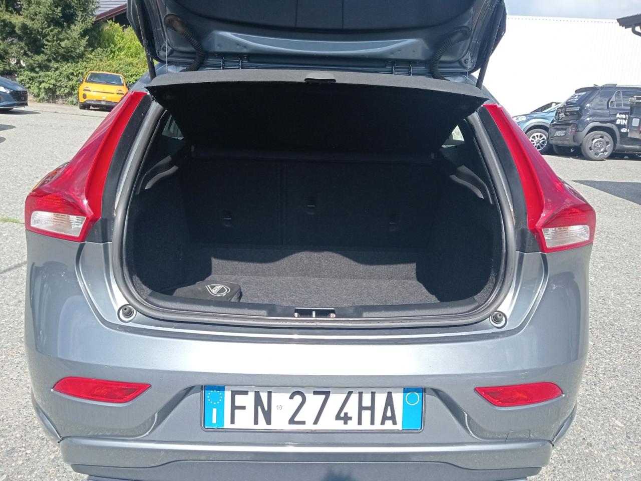 Volvo Volvo V40 usata 10