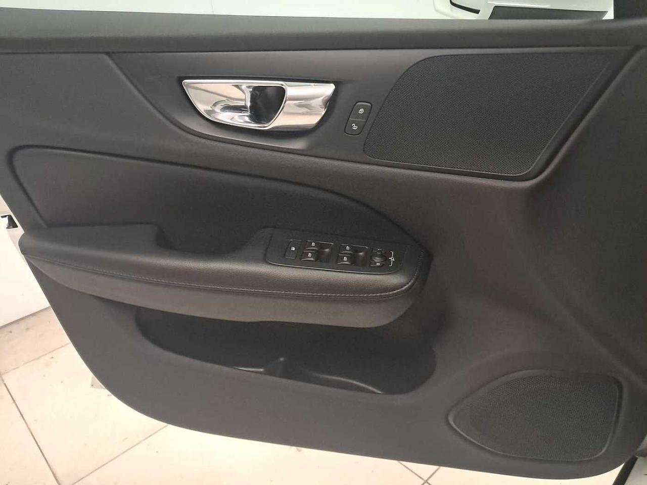 Volvo Volvo V60 usata 12