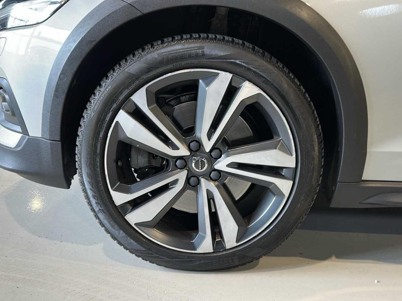 Volvo Volvo V60 usata 4