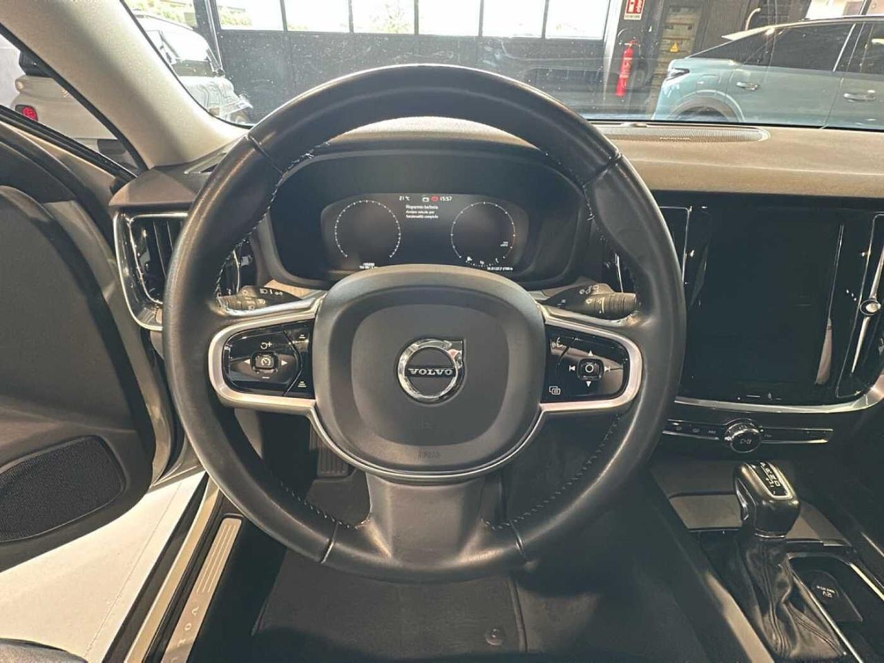 Volvo Volvo V60 usata 9