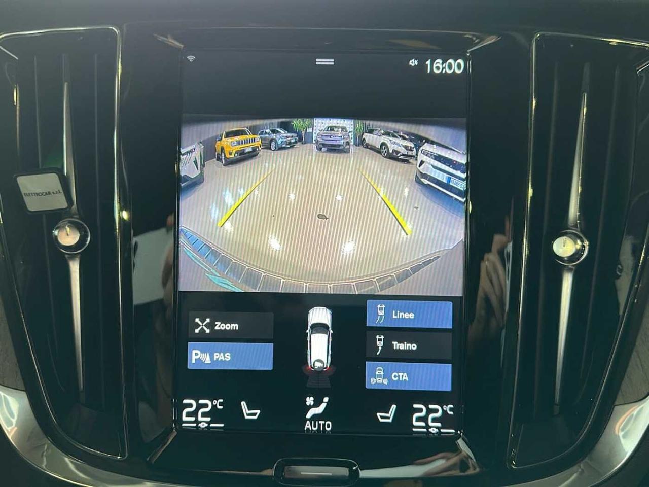 Volvo Volvo V60 usata 18