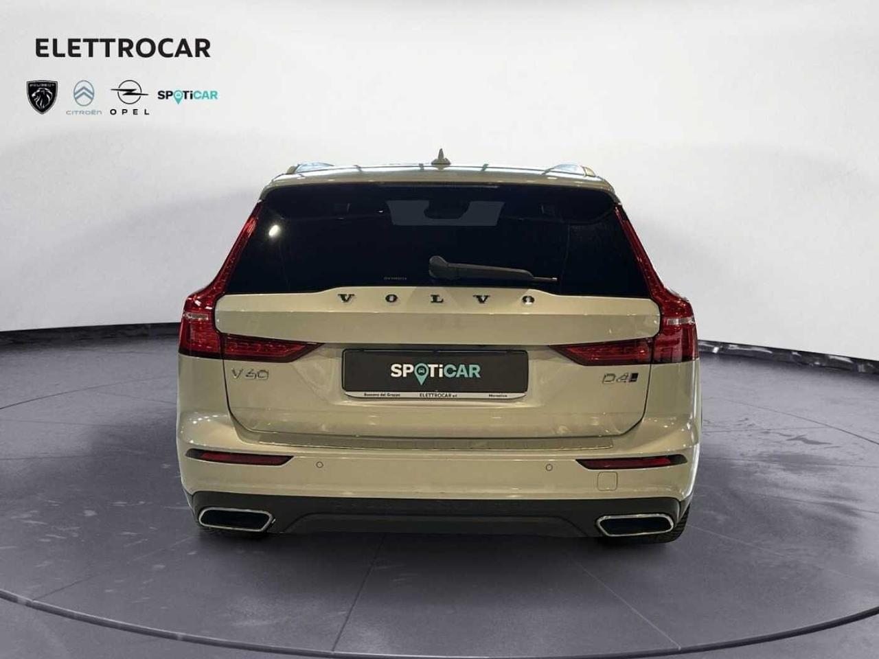 Volvo Volvo V60 usata 24