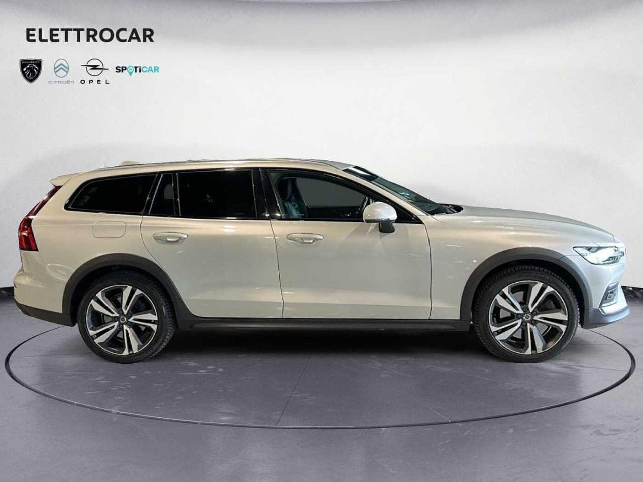 Volvo Volvo V60 usata 27