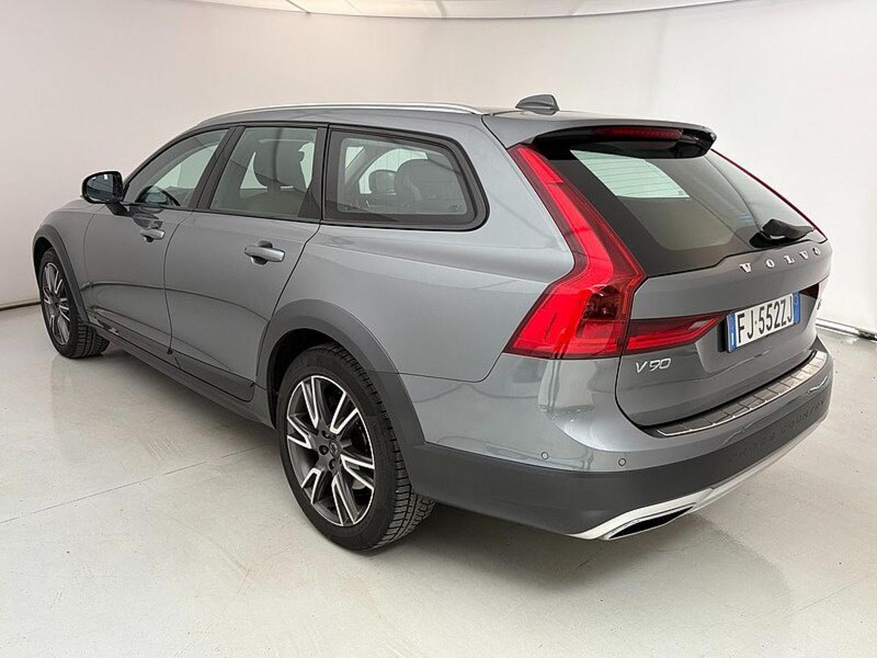 Volvo Volvo V90 usata, con 4x4
