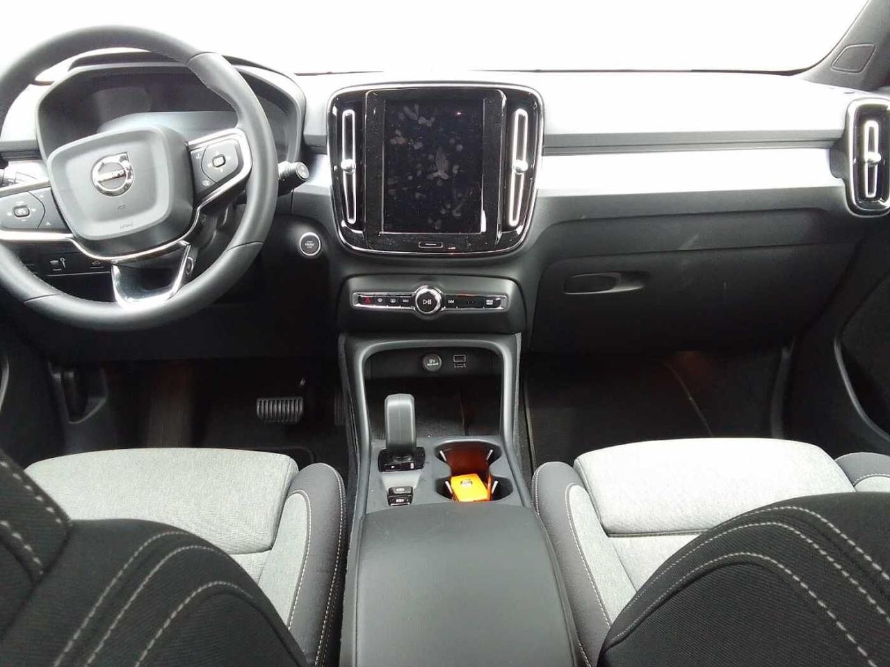 Volvo Volvo XC40 usata, con Connessioni USB (2) per i sedili posteriori