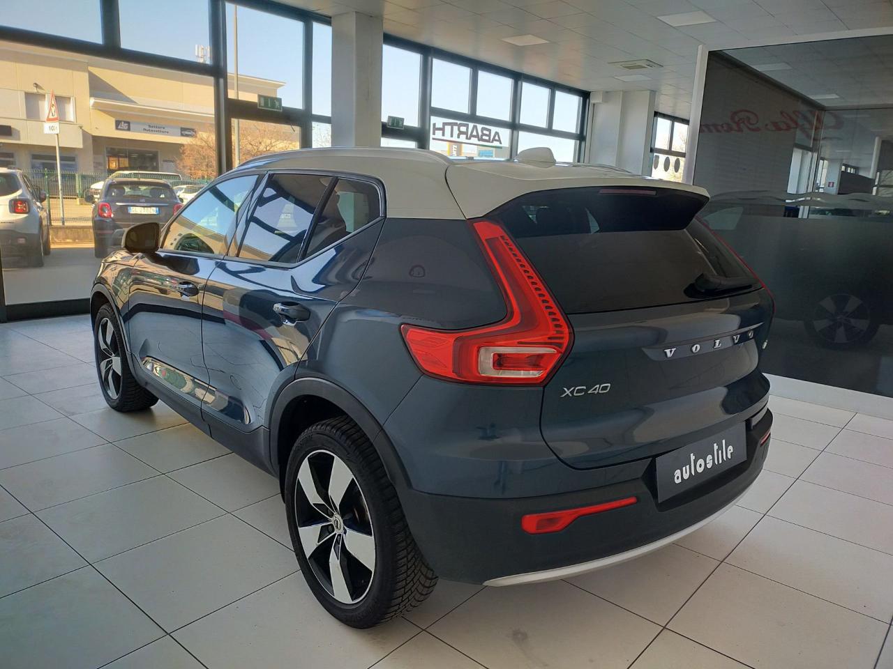 Volvo Volvo XC40 usata 12