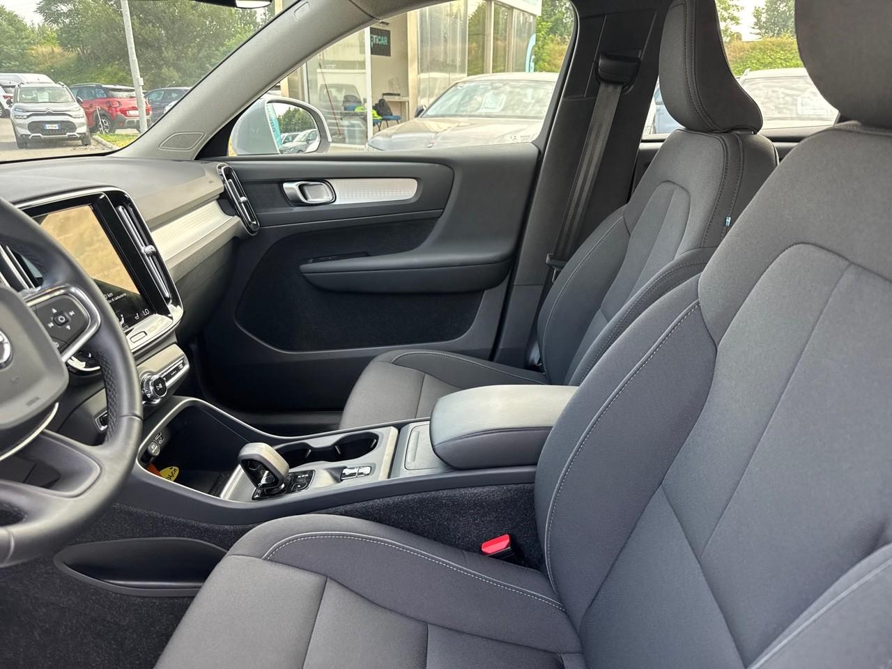 Volvo Volvo XC40 usata, con bracciolo posteriore