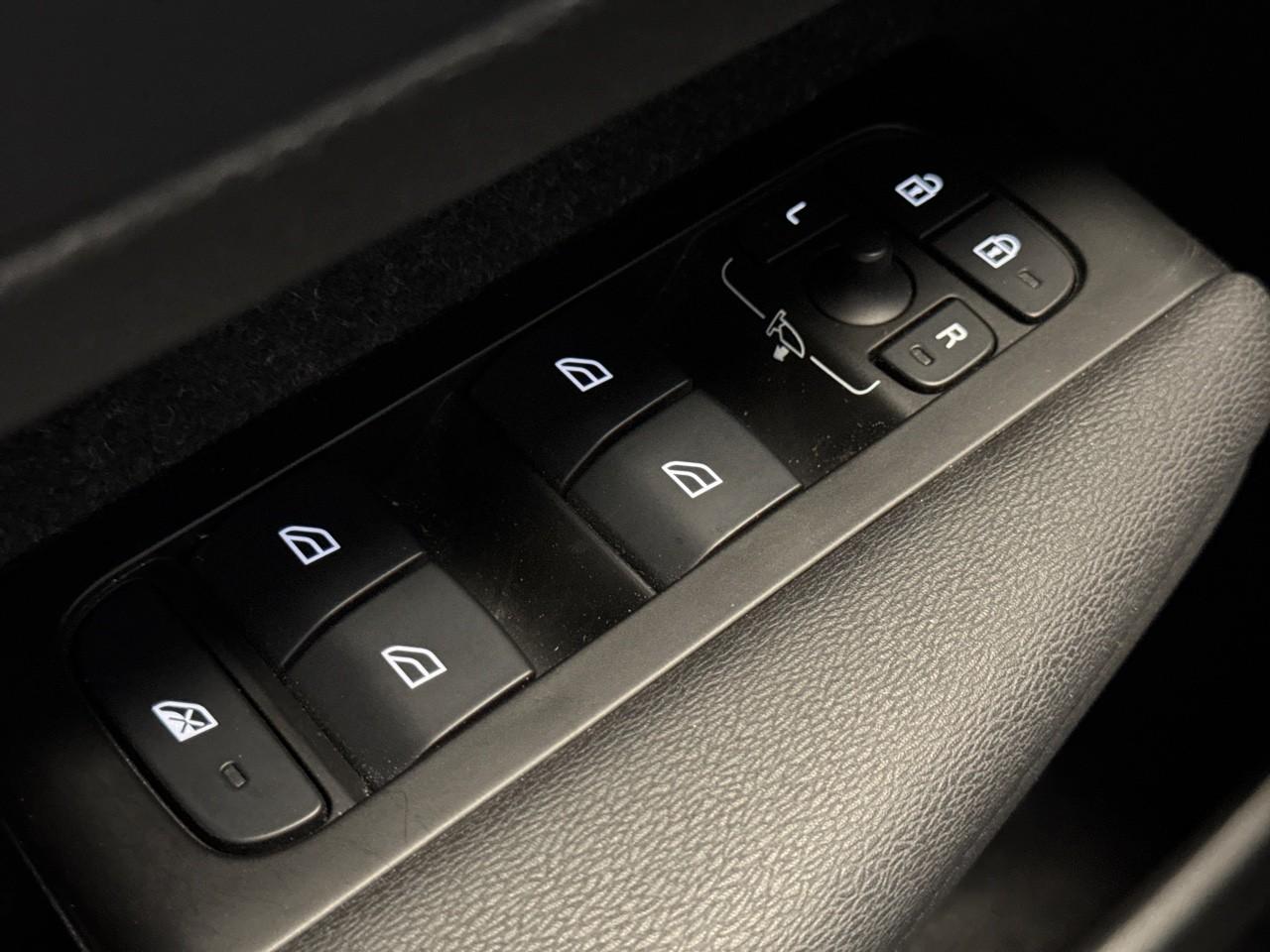 Volvo Volvo XC40 usata, con apps integrate