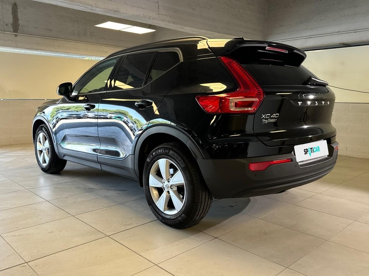 Volvo Volvo XC40 usata, con bracciolo anteriore