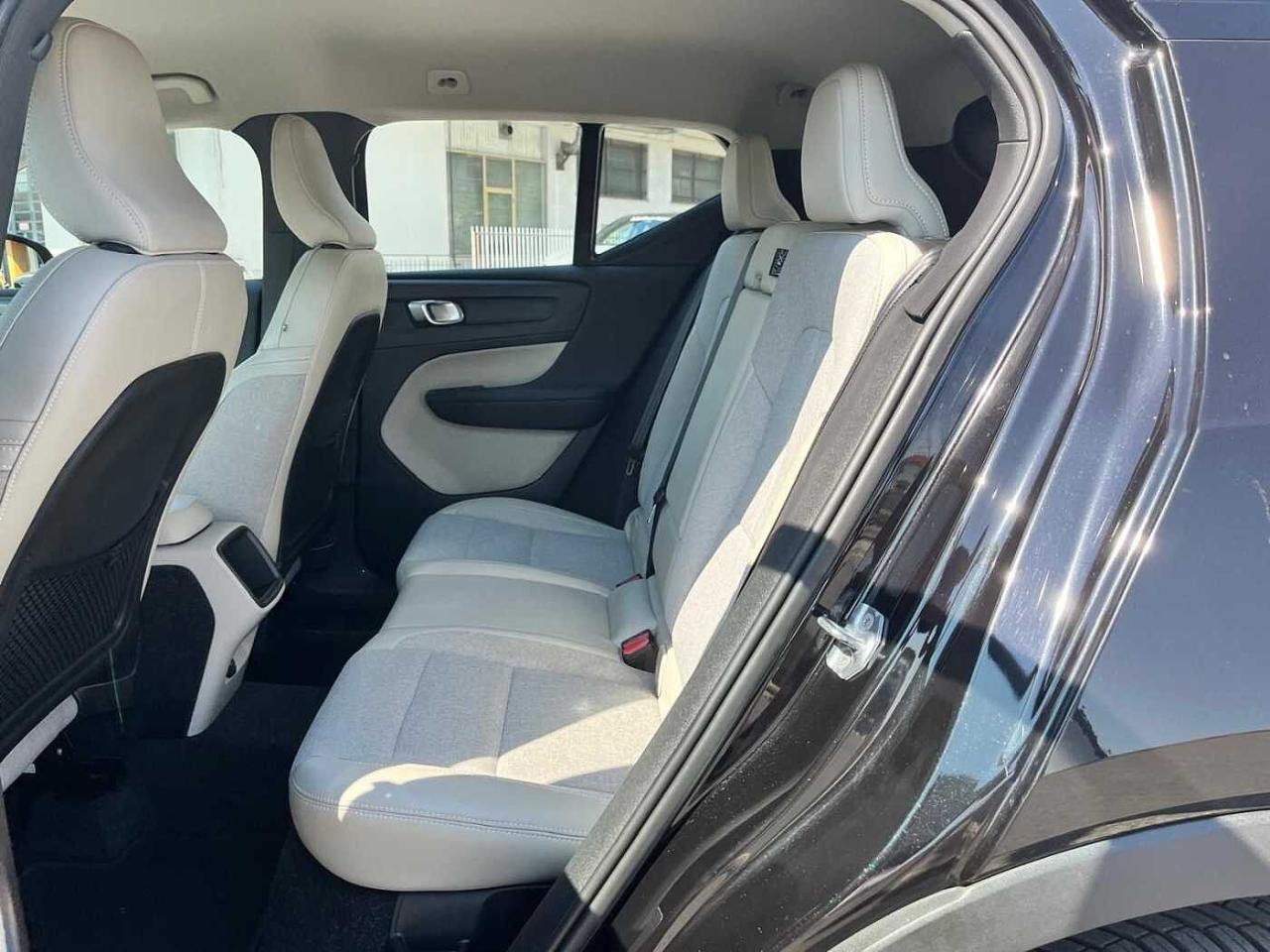Volvo Volvo XC40 usata, con 5 porte