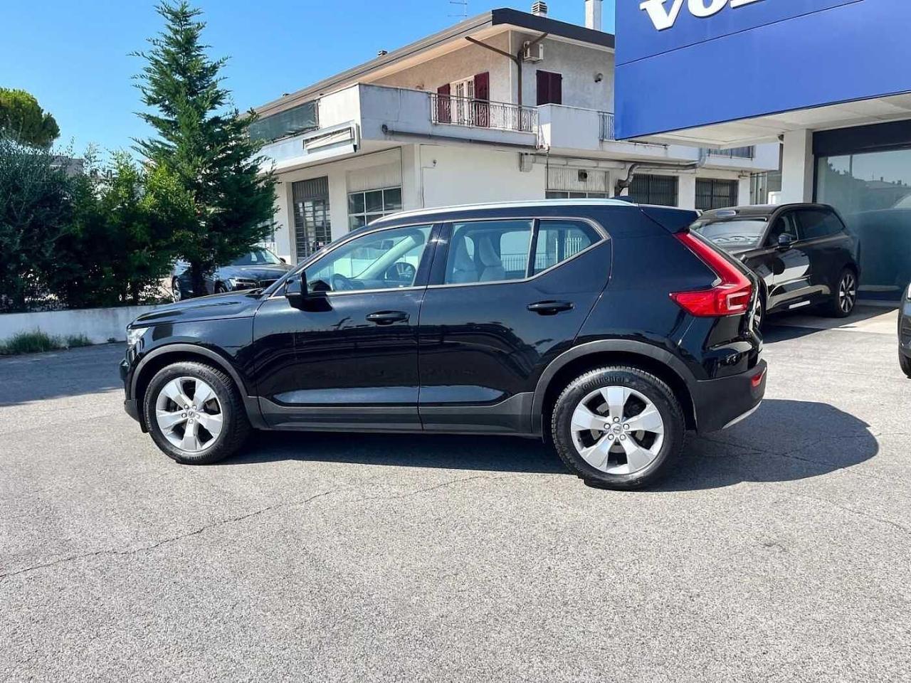 Volvo Volvo XC40 usata, con fari fendinebbia