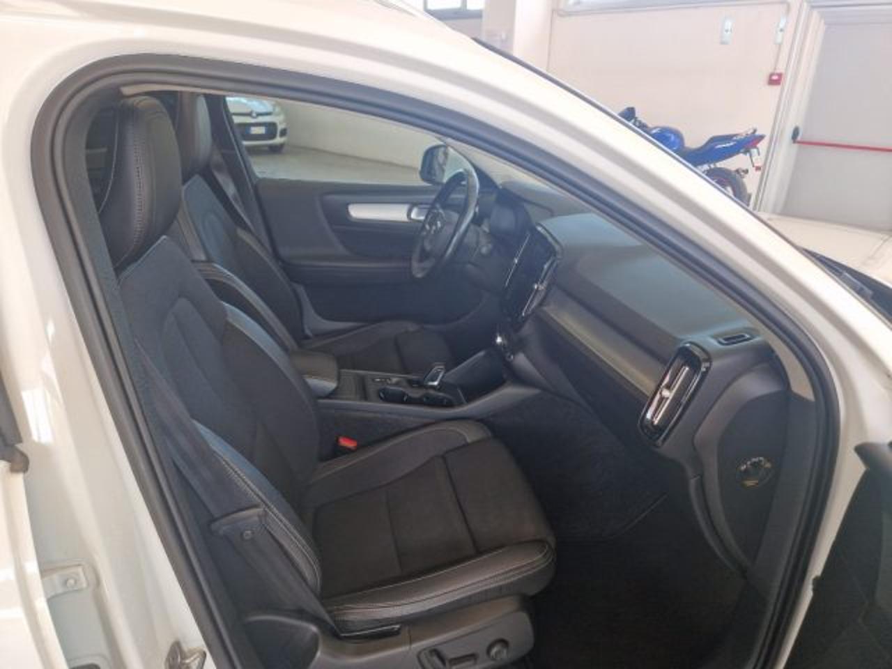 Volvo Volvo XC40 usata 15