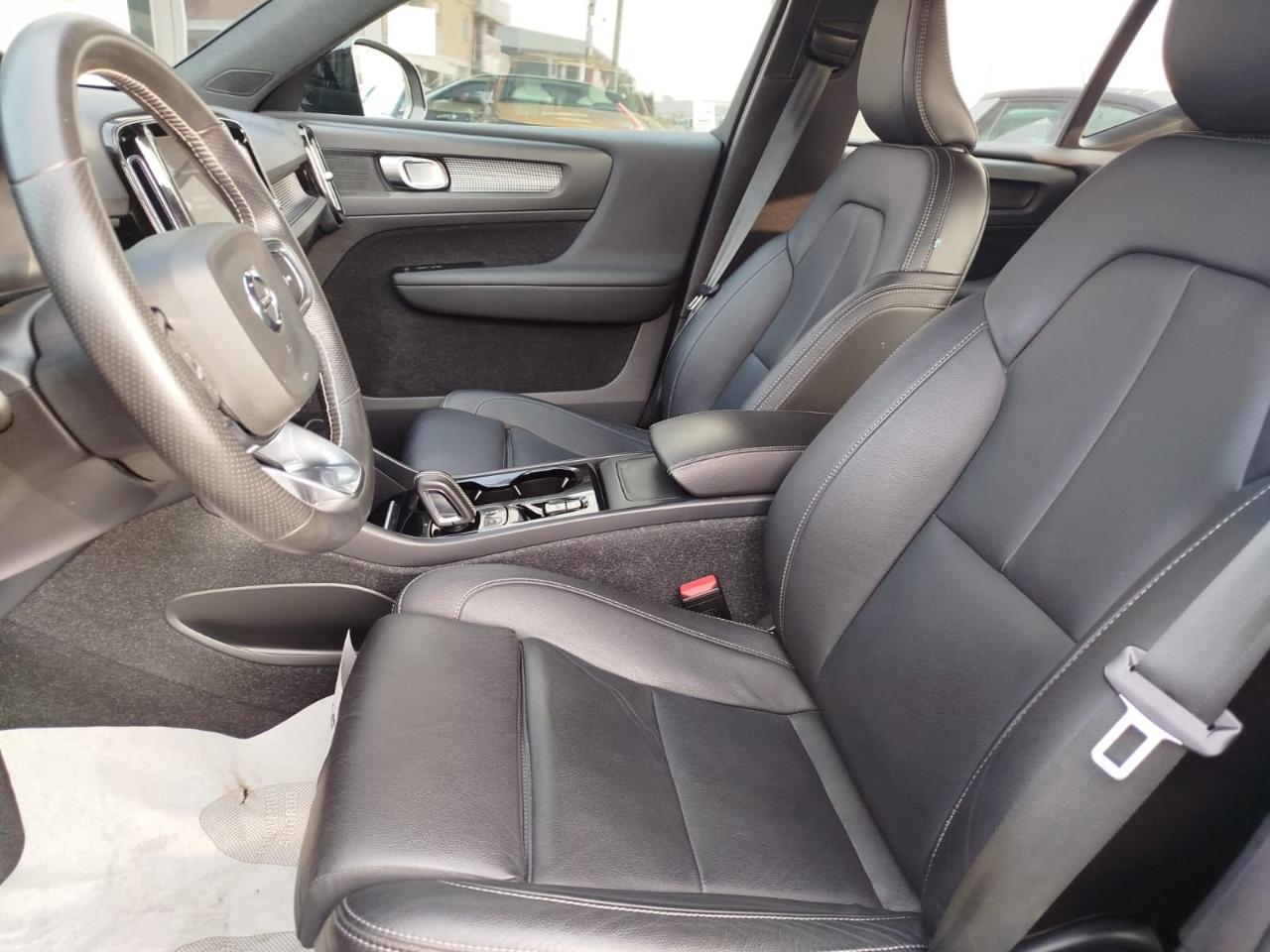 Volvo Volvo XC40 usata 9