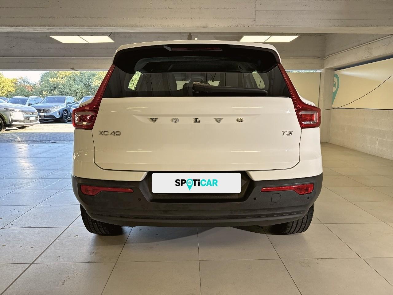 Volvo Volvo XC40 usata 16