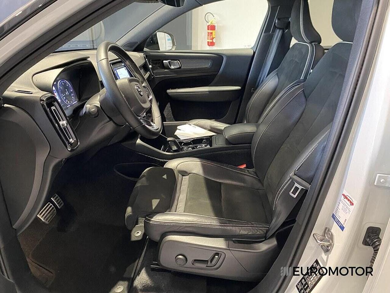 Volvo Volvo XC40 usata 9