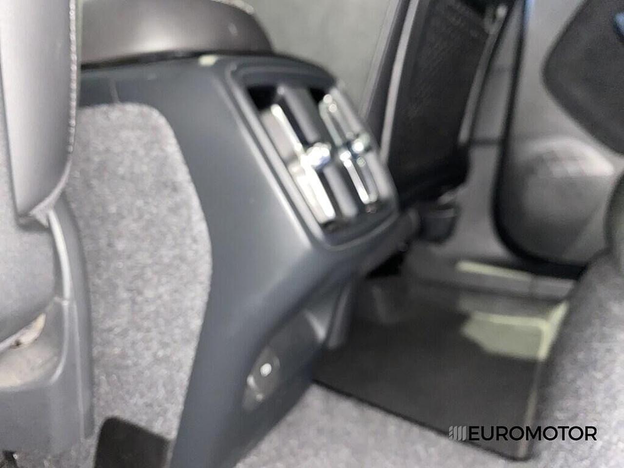 Volvo Volvo XC40 usata 12