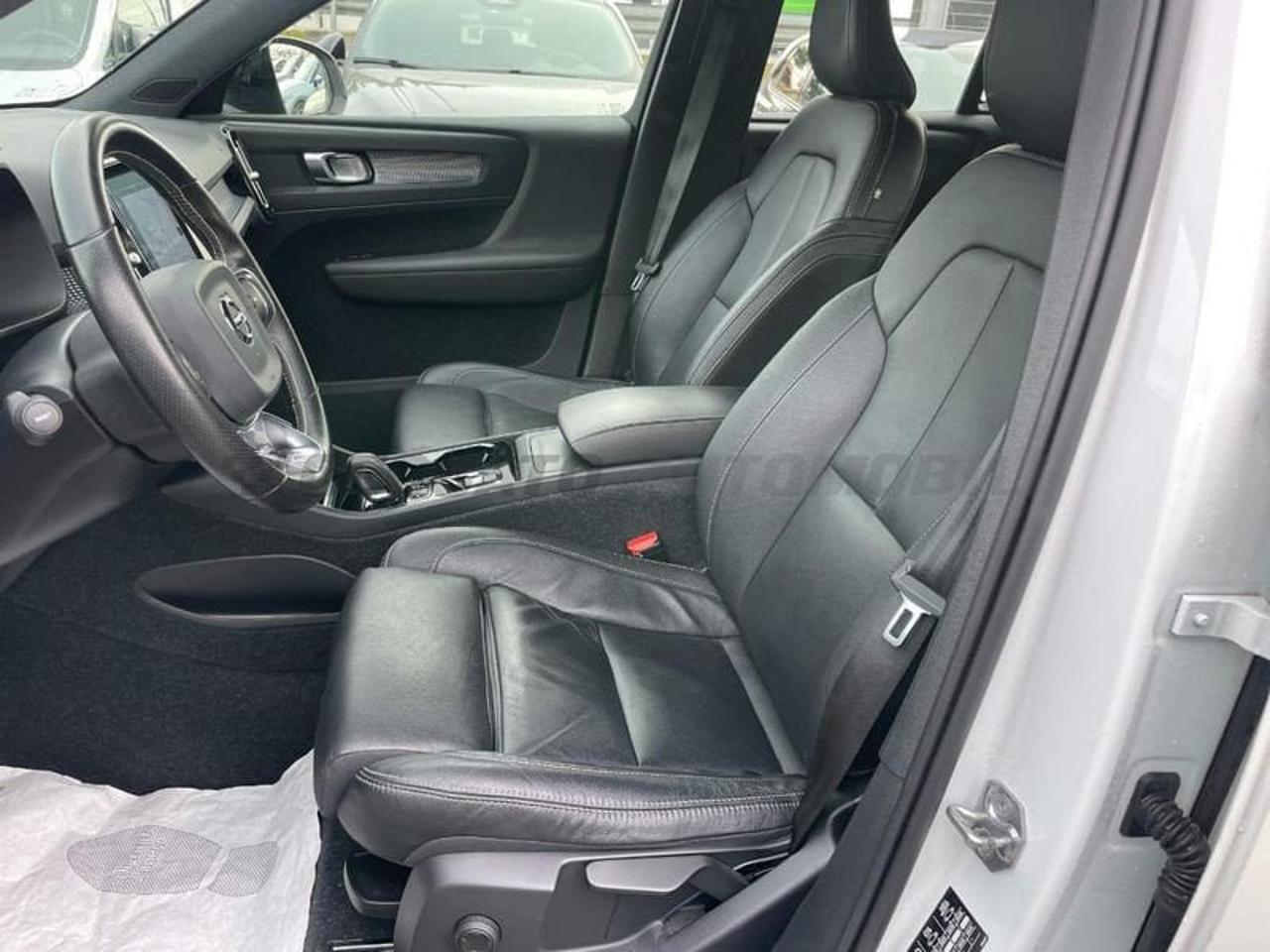 Volvo Volvo XC40 usata 4