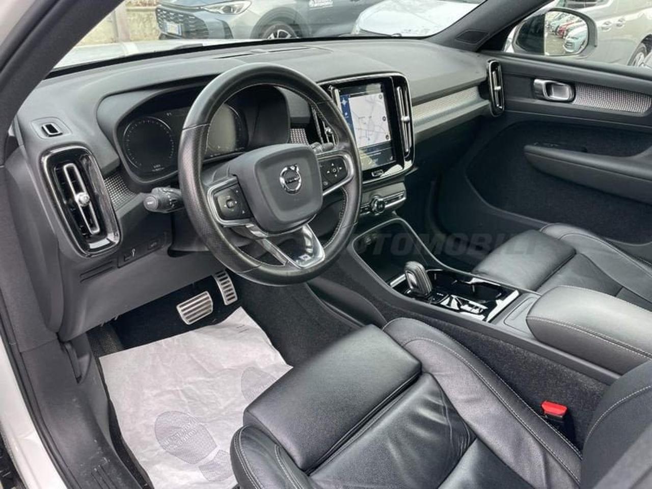 Volvo Volvo XC40 usata 12