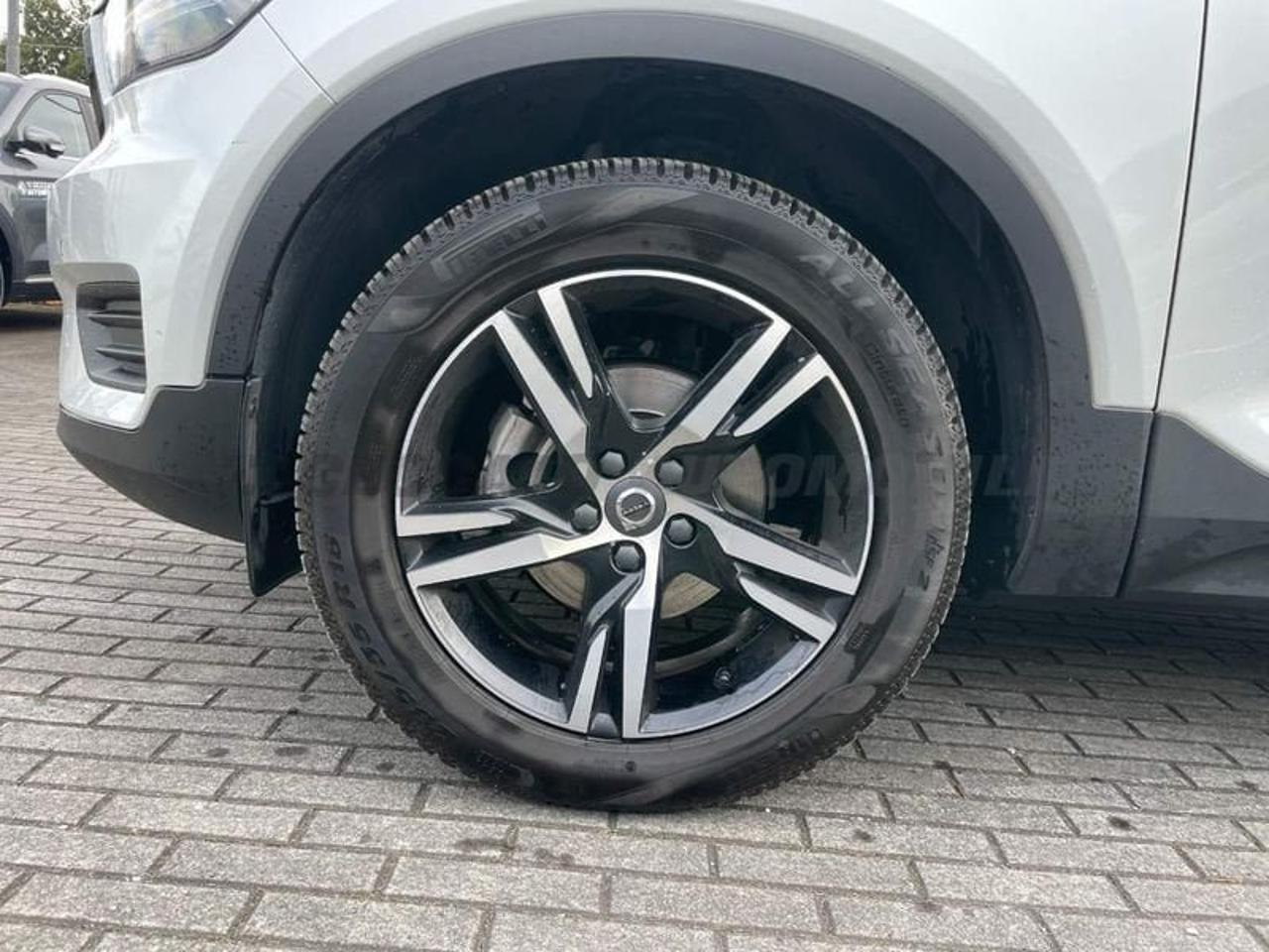 Volvo Volvo XC40 usata 23
