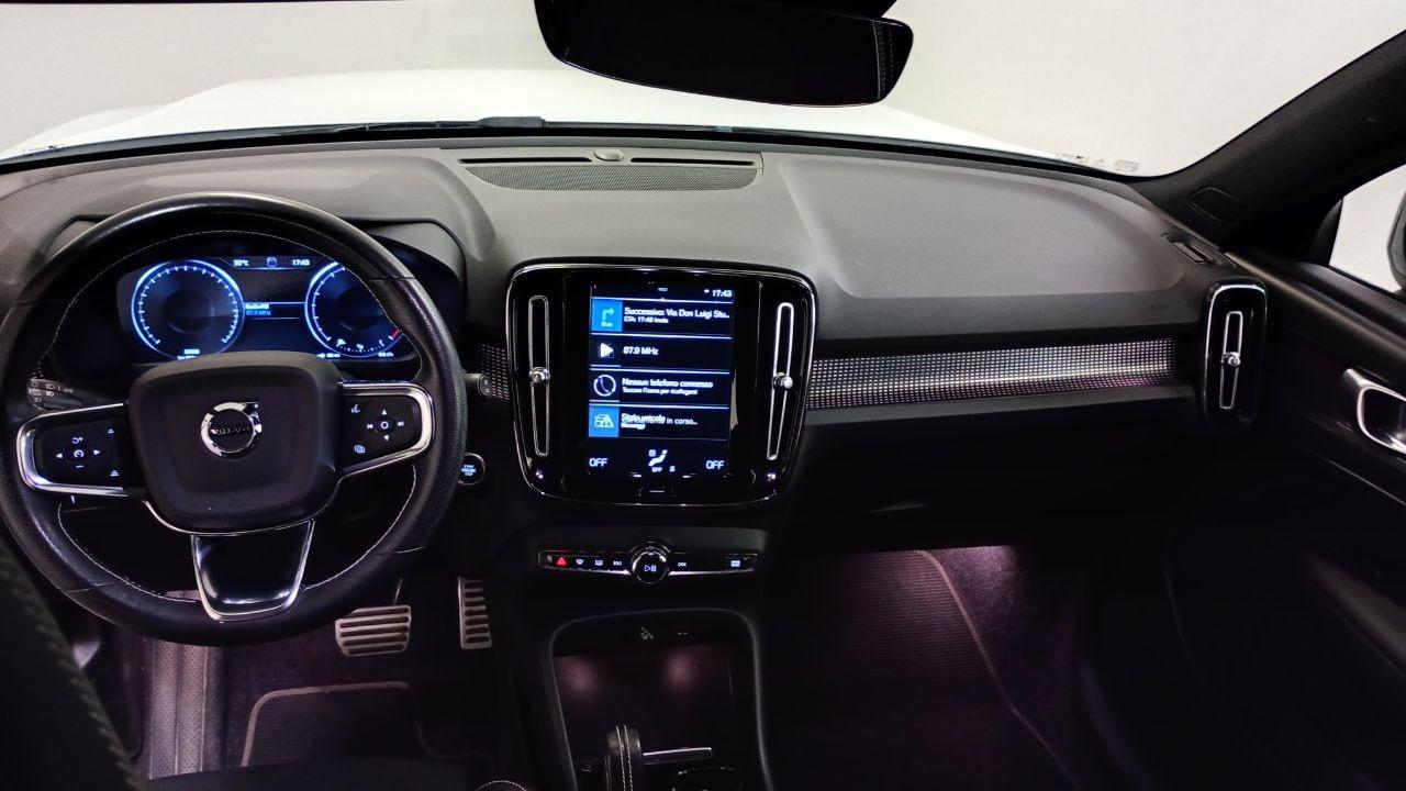 Volvo Volvo XC40 usata 22