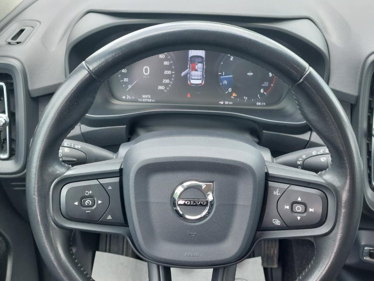 Volvo Volvo XC40 usata 8