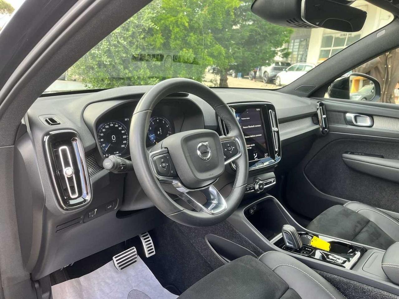 Volvo Volvo XC40 usata 15