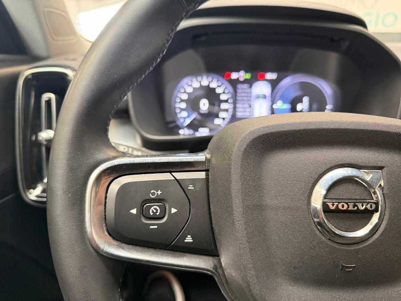 Volvo Volvo XC40 usata 8