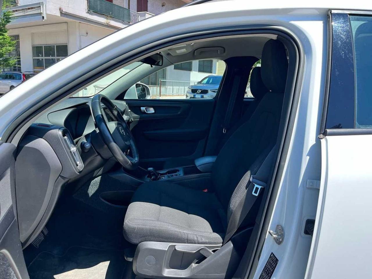 Volvo Volvo XC40 usata 14