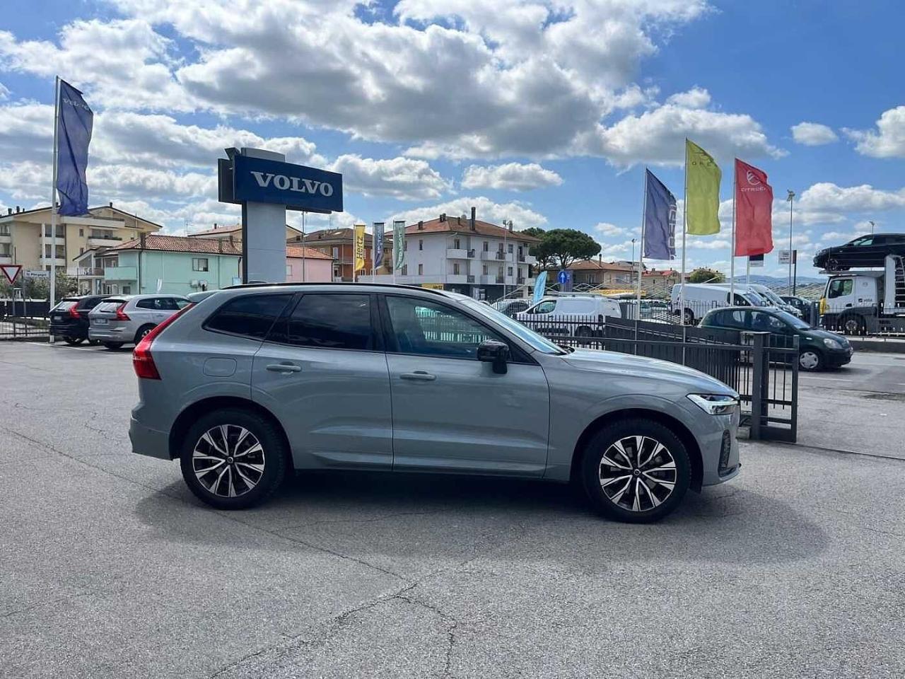 Volvo Volvo XC60 usata, con cerchi in lega leggera
