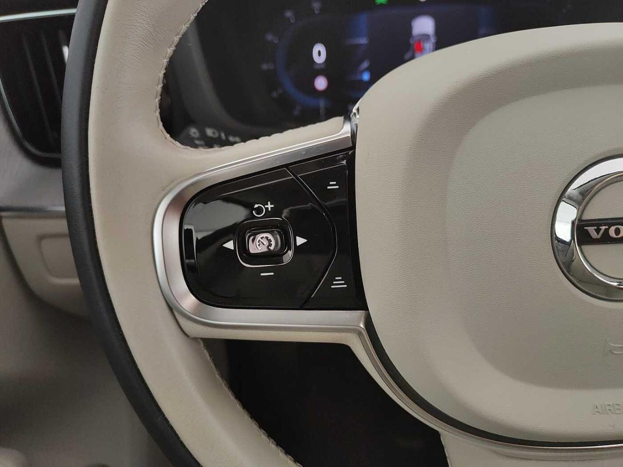 Volvo Volvo XC60 usata 12