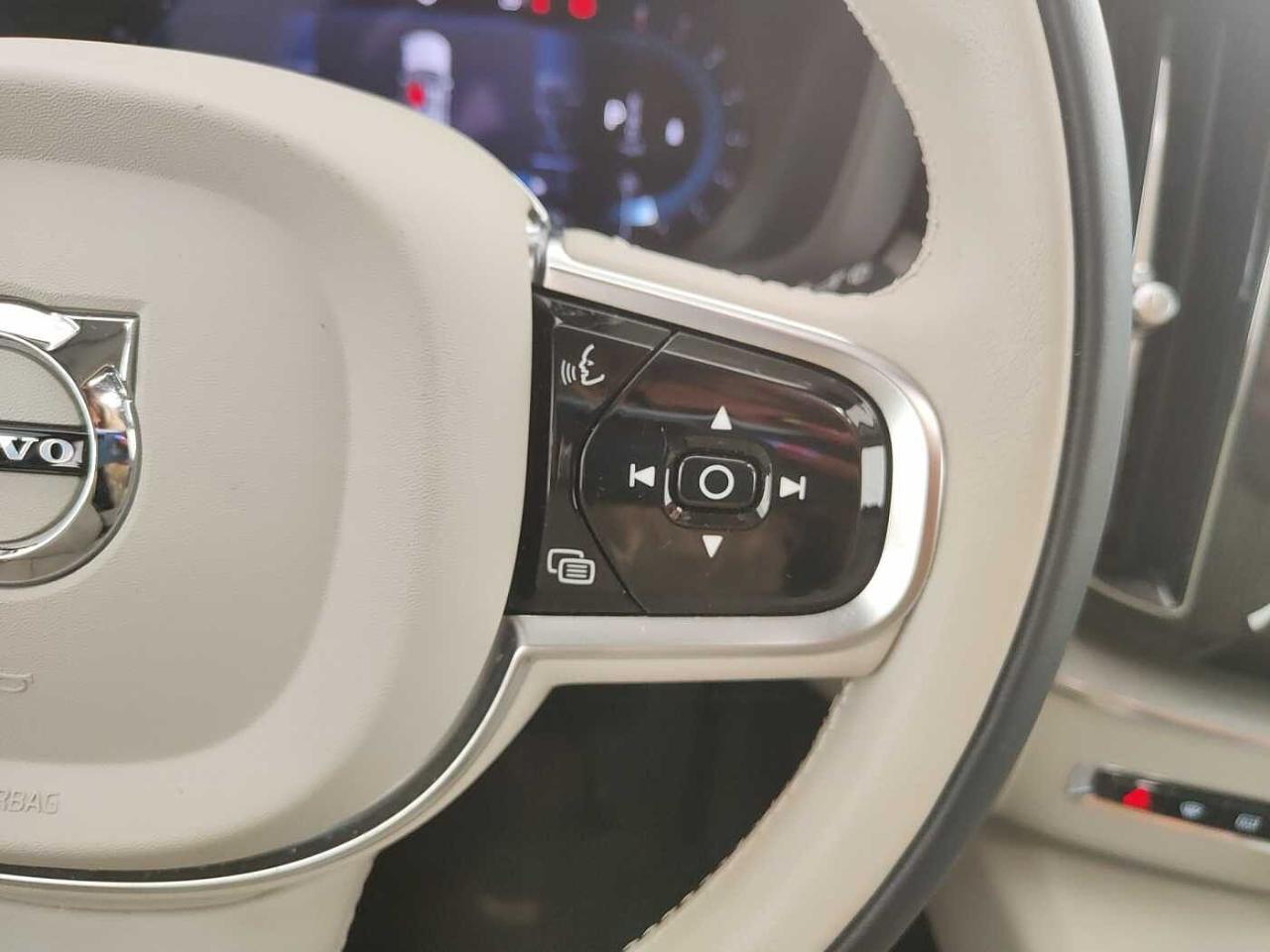 Volvo Volvo XC60 usata 13