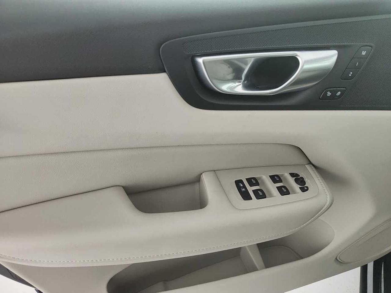 Volvo Volvo XC60 usata 15