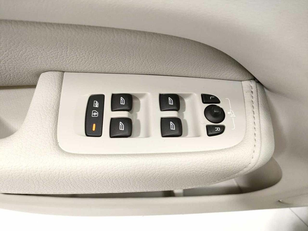 Volvo Volvo XC60 usata 17