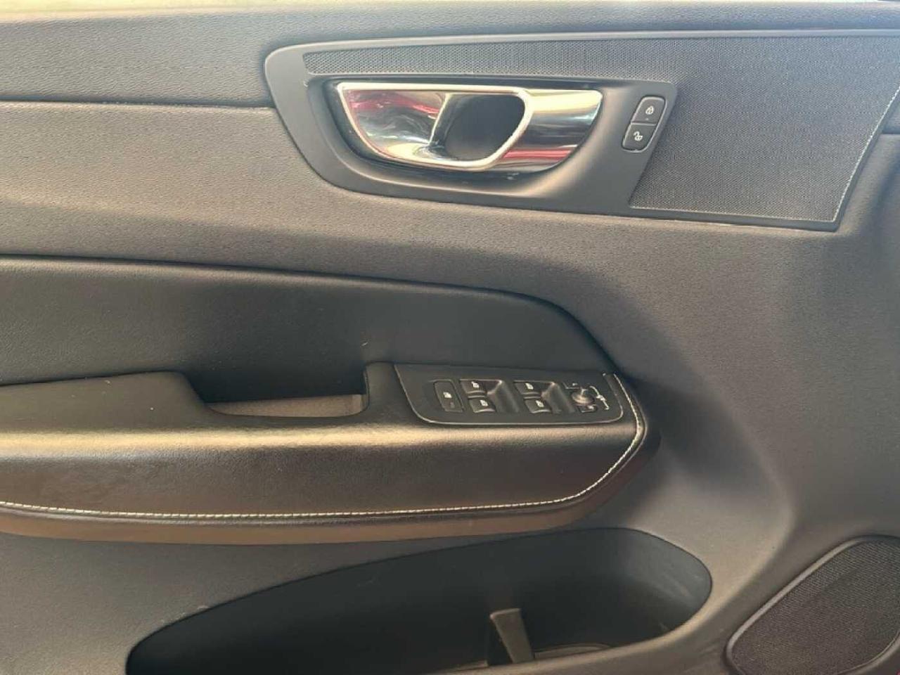 Volvo Volvo XC60 usata 9