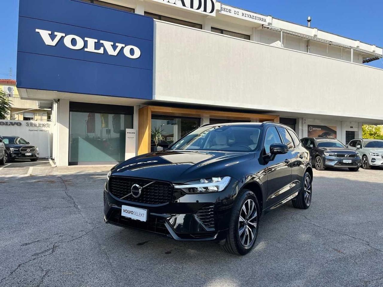 Volvo XC60 XC60 2.0 b4 Plus Dark auto AWD 