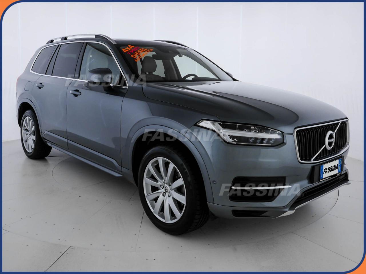 Volvo XC90 XC90 D5 AWD Geartronic 7 posti Momentum 