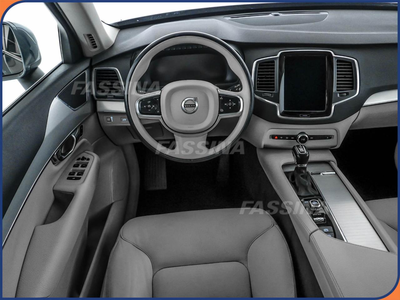 Volvo Volvo XC90 usata, con cerchi in lega