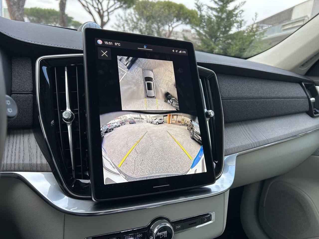 Volvo Volvo XC90 usata, con avviso acustico e indicazione visiva delle cinture di sicurezza allacciate