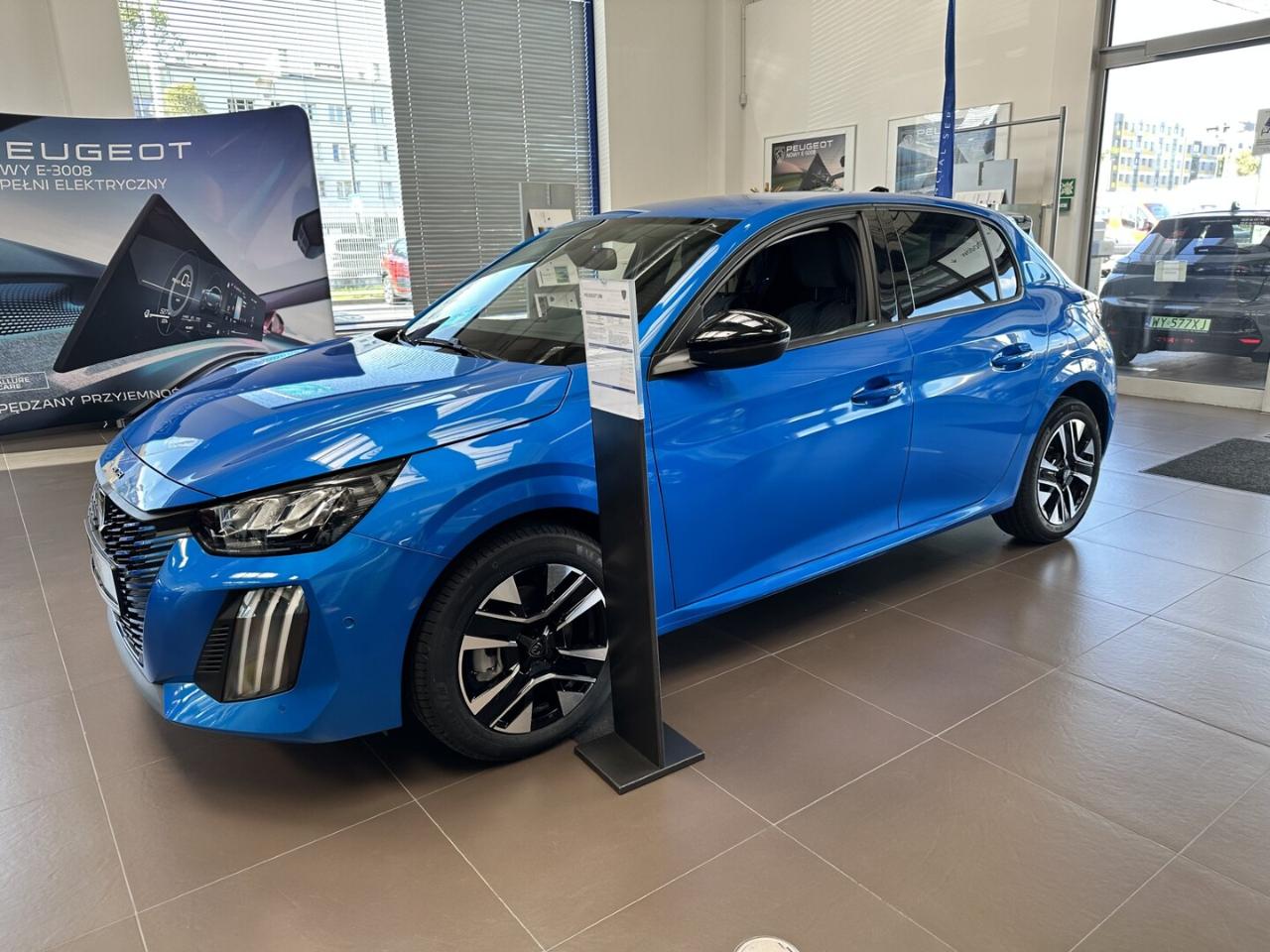 PEUGEOT PEUGEOT 208 Używany Niebieski Benzyna