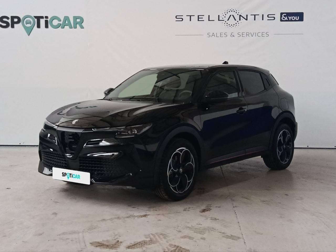 ALFA ROMEO ALFA ROMEO Junior Usado Preto Electrico 2025