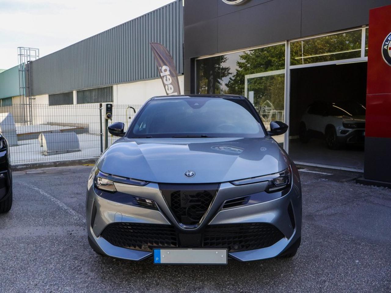 alfa romeo junior 54 kwh sport speciale — photo 2