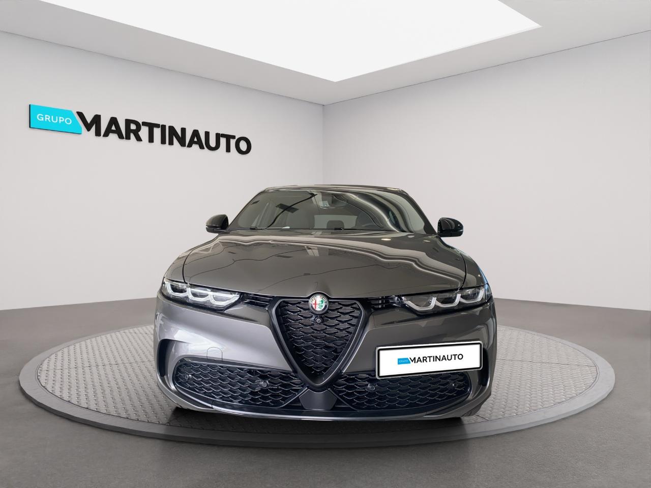 alfa romeo tonale 1.3 plug-in hybrid sprint e-awd — photo 2