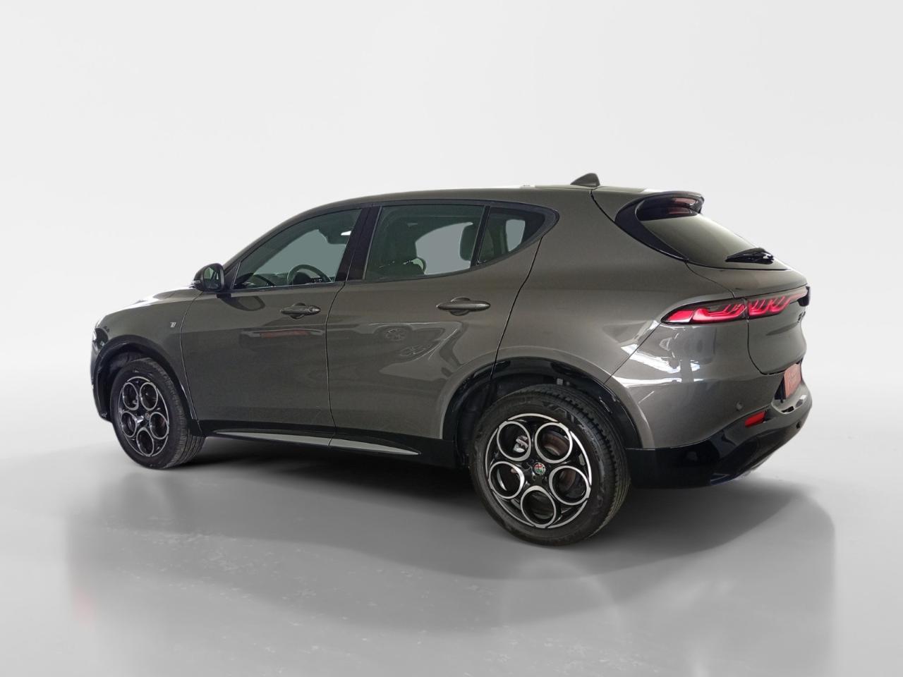 alfa romeo tonale 1.5 hybrid ti — photo 3