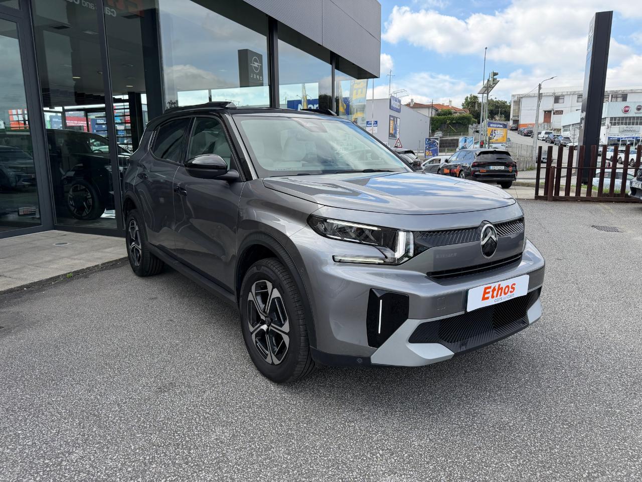 citroën c3 aircross 1.2t hybrid 145cv max - 7 lugares — photo 4